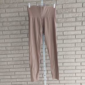 EUC Carbon38 Metallic Shiny Tan Leggings Medium